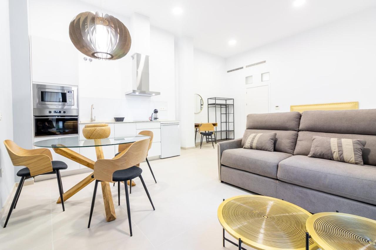 Апартаменты Malaga Center Flat Mariblanca 12 Sun & Terrace Boutique Экстерьер фото