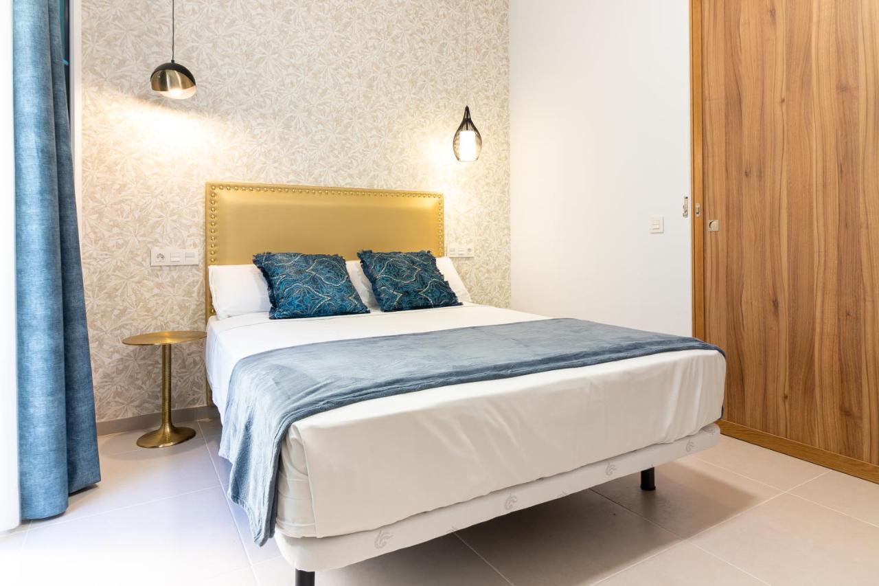 Апартаменты Malaga Center Flat Mariblanca 12 Sun & Terrace Boutique Экстерьер фото