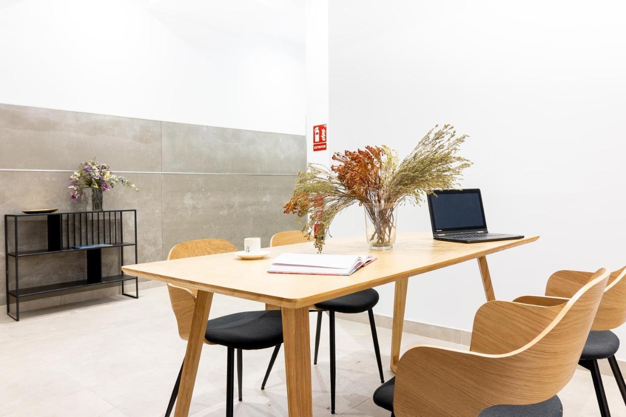 Апартаменты Malaga Center Flat Mariblanca 12 Sun & Terrace Boutique Экстерьер фото